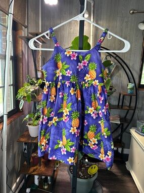 New Leilani Collections Hawaii Dress